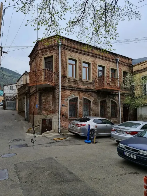 სახლი 200м² თბილისი - photo 1