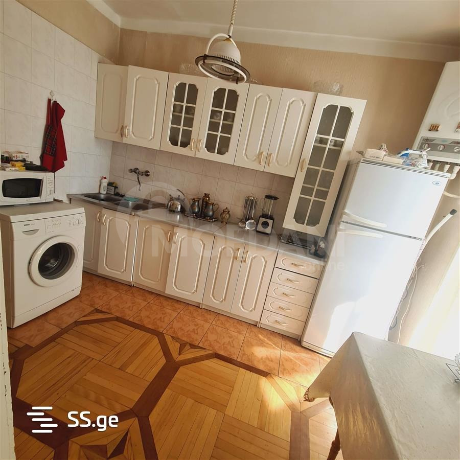 იყიდება 3 ოთახიანი ბინას 68მ² 5/9 სართ თბილისი - photo 1