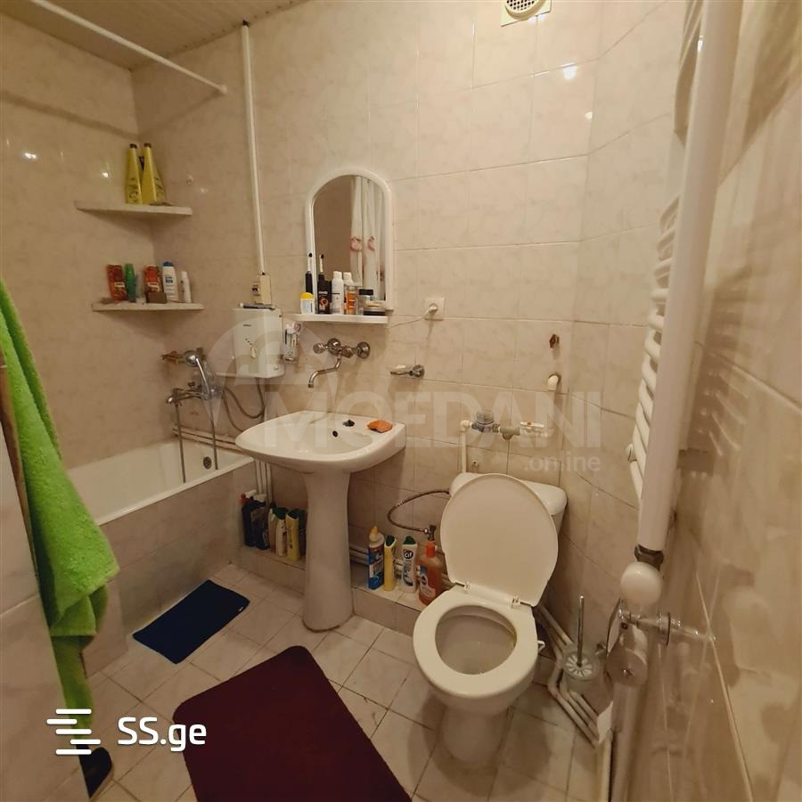 იყიდება 3 ოთახიანი ბინას 68მ² 5/9 სართ თბილისი - photo 2