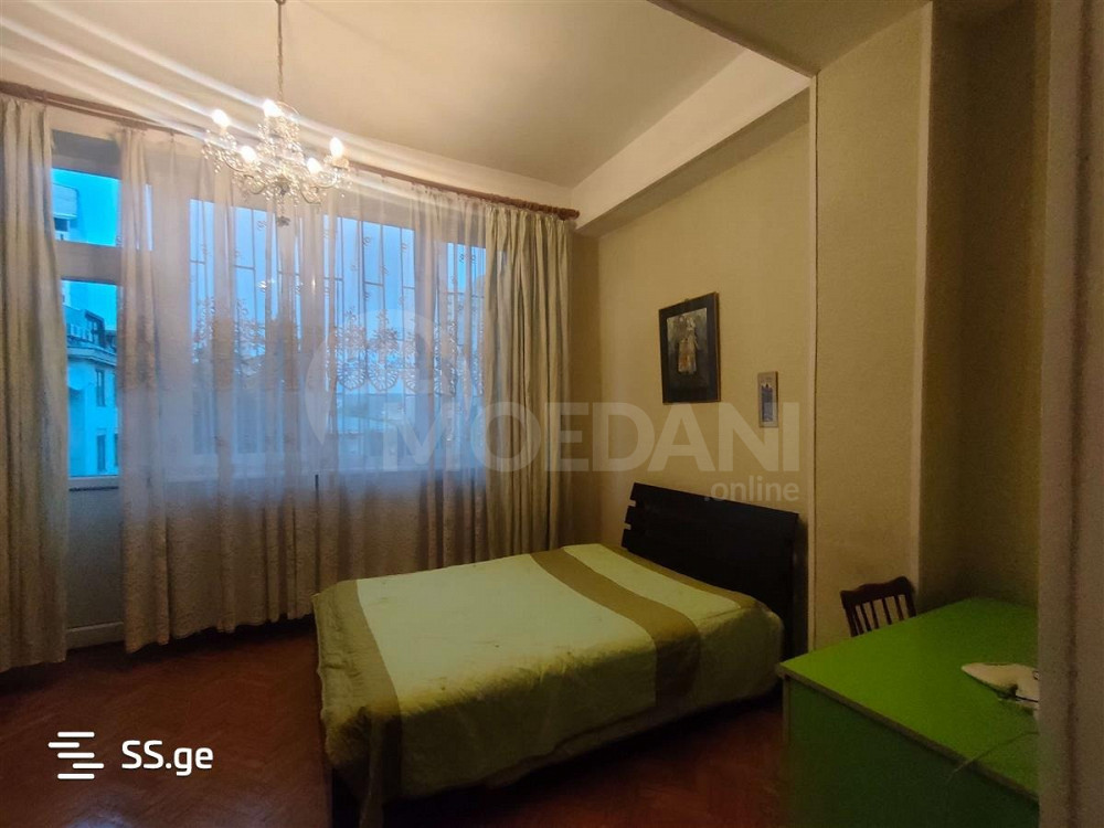 ქირავდება 4 ოთახიანი ბინა 133მ² 3/5 სართ თბილისი - photo 3