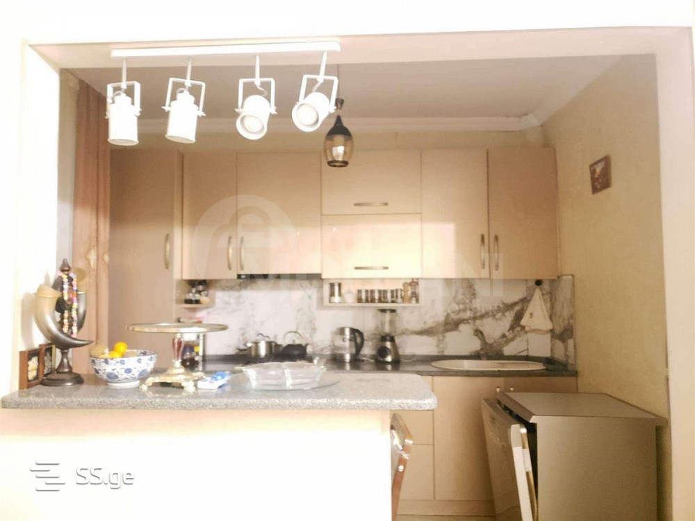 იყიდება 3 ოთახიანი ბინას 83მ² 9/9 სართ თბილისი - photo 6