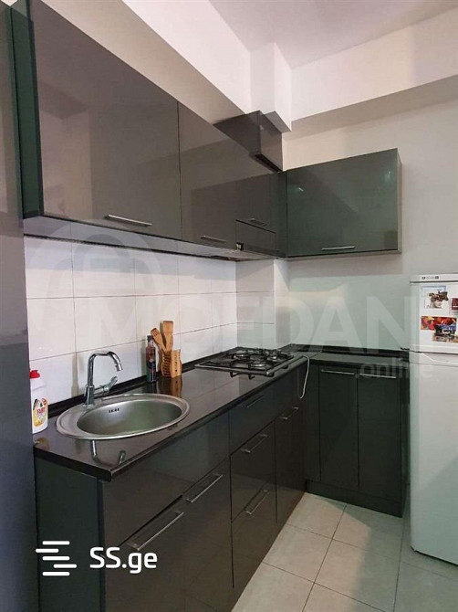 იყიდება 2 ოთახიანი ბინას 44მ² 3/5 სართ თბილისი - photo 3