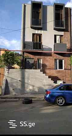 იყიდება კერძო სახლი ნაძალადევში Тбилиси