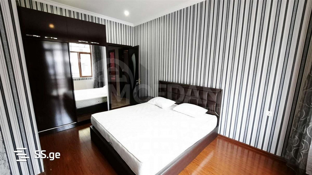 იყიდება 4 ოთახიანი ბინას 279მ² 4/4 სართ თბილისი - photo 4