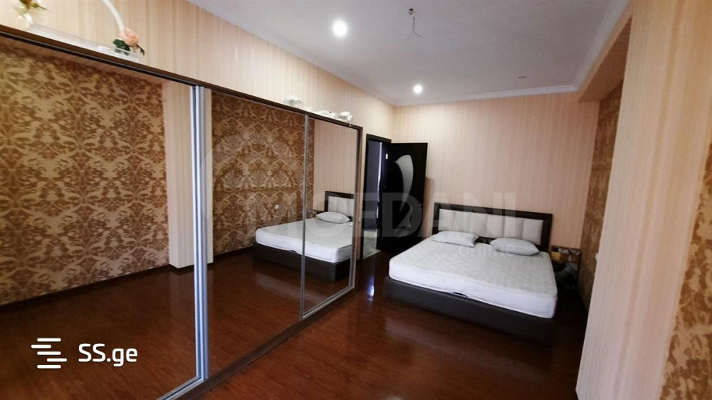 იყიდება 4 ოთახიანი ბინას 279მ² 4/4 სართ თბილისი - photo 3