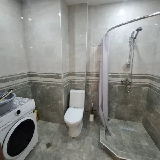 Сдам 2-комн. квартиру на сутки в Тбилиси  53м² 3/9 эт. Тбилиси