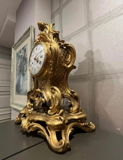 Louis XV Style Gilt Bronze (Ormolu) Figural Mantel Clock Tbilisi - photo 3