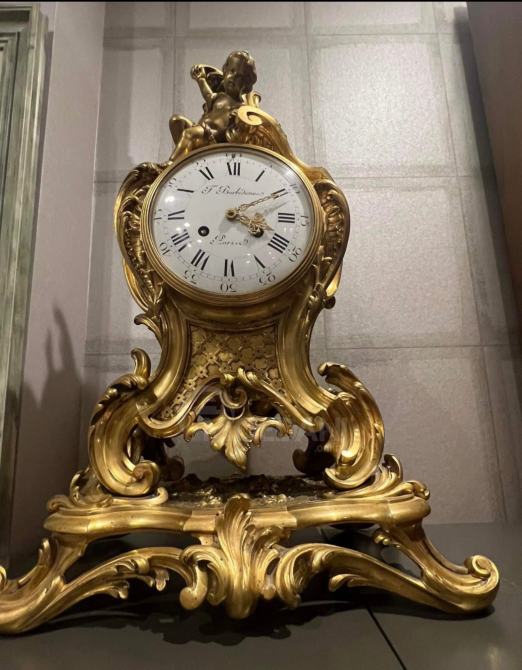 Louis XV Style Gilt Bronze (Ormolu) Figural Mantel Clock Tbilisi - photo 1