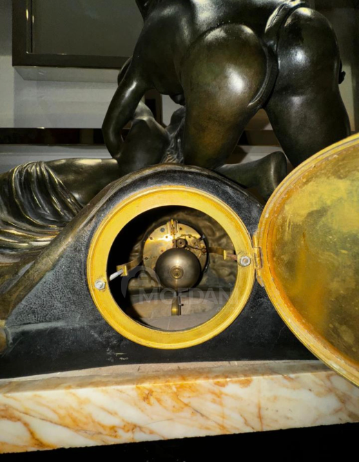 "Psyche Revived by Cupid's Kiss" Antique French Figural Clock Tbilisi - photo 4