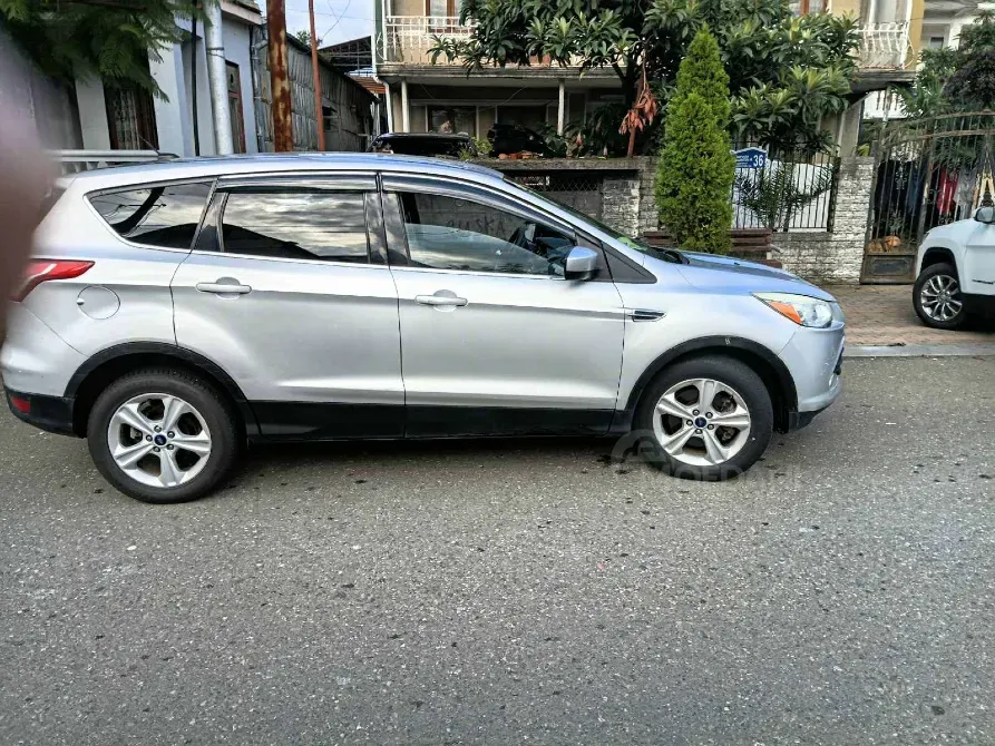 Ford Escape 1.6L 2014 ბათუმი - photo 1