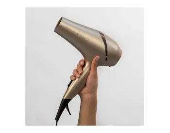 Remington Advanced Color Protect Dryer (Ac8605) გთავაზობთ პროფესიონალური მოვლის გამოცდილებას თბილისი