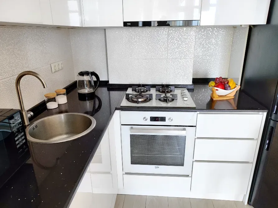 Сдам 2-комн. квартиру на сутки в Батуми  45м² 6/8 эт. Батуми - изображение 7