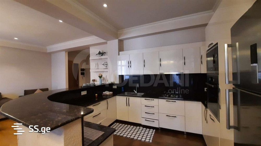 ქირავდება 4 ოთახიანი ბინა 160მ² 7/9 სართ თბილისი - photo 1