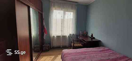იყიდება კერძო სახლი დიდ დიღომში Тбилиси