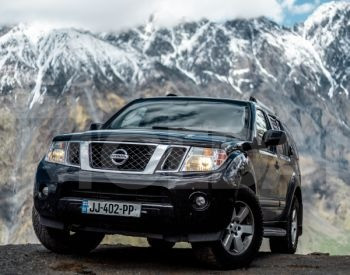 ქირავდება NISSAN PHADFINDER 2013 SEATER 7 თბილისი - photo 1