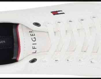 Tommy Hilfiger original 42 size Tbilisi