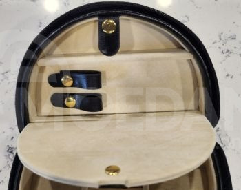 Шкатулка из кожи для ювелирных изделий თბილისი - photo 1