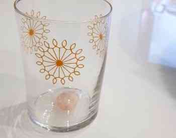 Старые стеклянные чашки Тбилиси