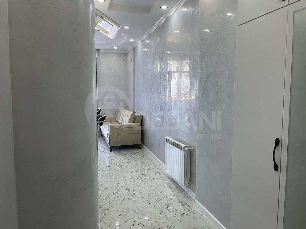 Сдам 2-комн. квартиру на сутки в Батуми  40м² 24/35 эт. Батуми - изображение 1