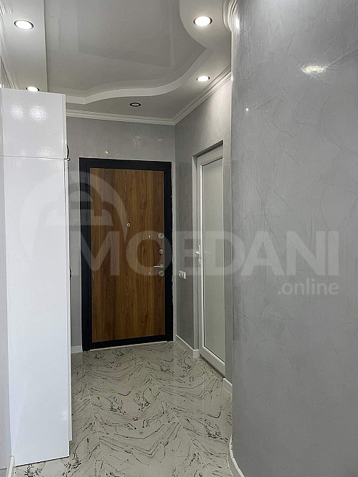 Сдам 2-комн. квартиру на сутки в Батуми  40м² 24/35 эт. Батуми - изображение 2