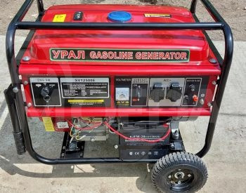 Generator 5.5 kV, turns on with a key. Tbilisi - photo 3