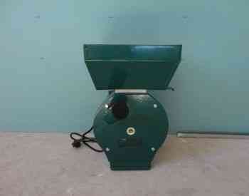 Mill and taro table of contents at 220 volts. Tbilisi