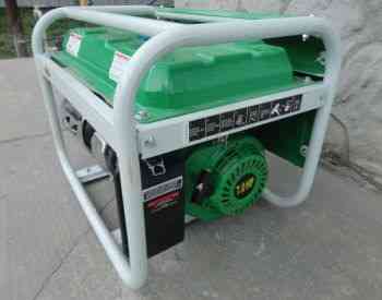 Generator new 3.2 kv on gasoline. Tbilisi