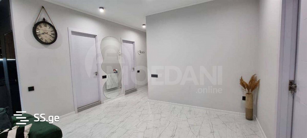 Apartments For Sale three-room 75м² 8/15 floor Batumi - photo 4