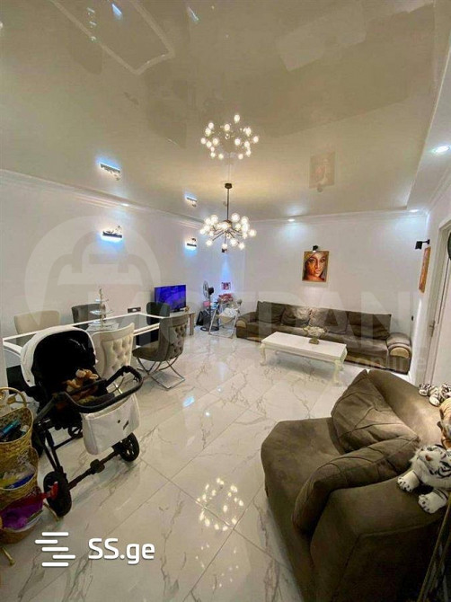 Apartments For Sale four-room 84м² 4/19 floor Batumi - photo 2