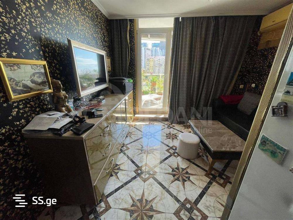 Продам 2-комн. квартиру 40м² 3/30 эт. Батуми - изображение 4