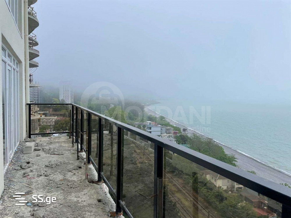 Продам 6-комн. квартиру 130м² 12/12 эт. Батуми - изображение 5