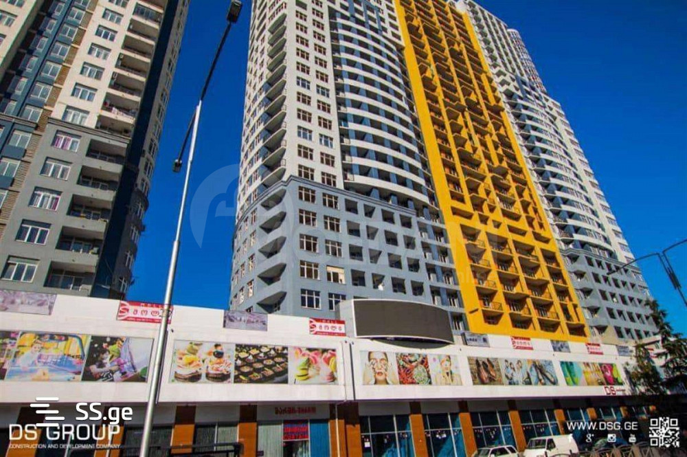 Продам 3-комн. квартиру 56м² 14/30 эт. Батуми - изображение 1