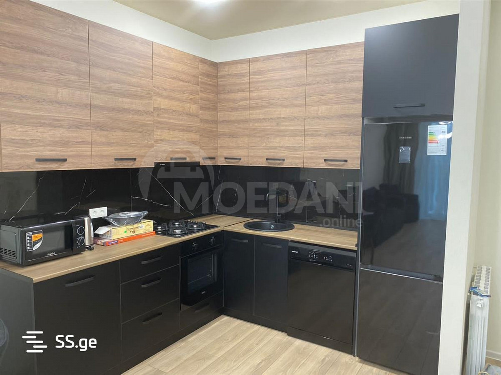 იყიდება 2 ოთახიანი ბინას 68მ² 17/17 სართ თბილისი - photo 1