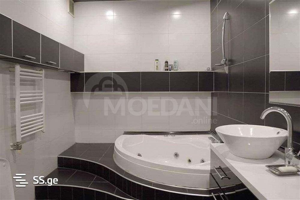 Сдам 4-комн. квартиру 135м² 5/6 эт. Тбилиси - изображение 4