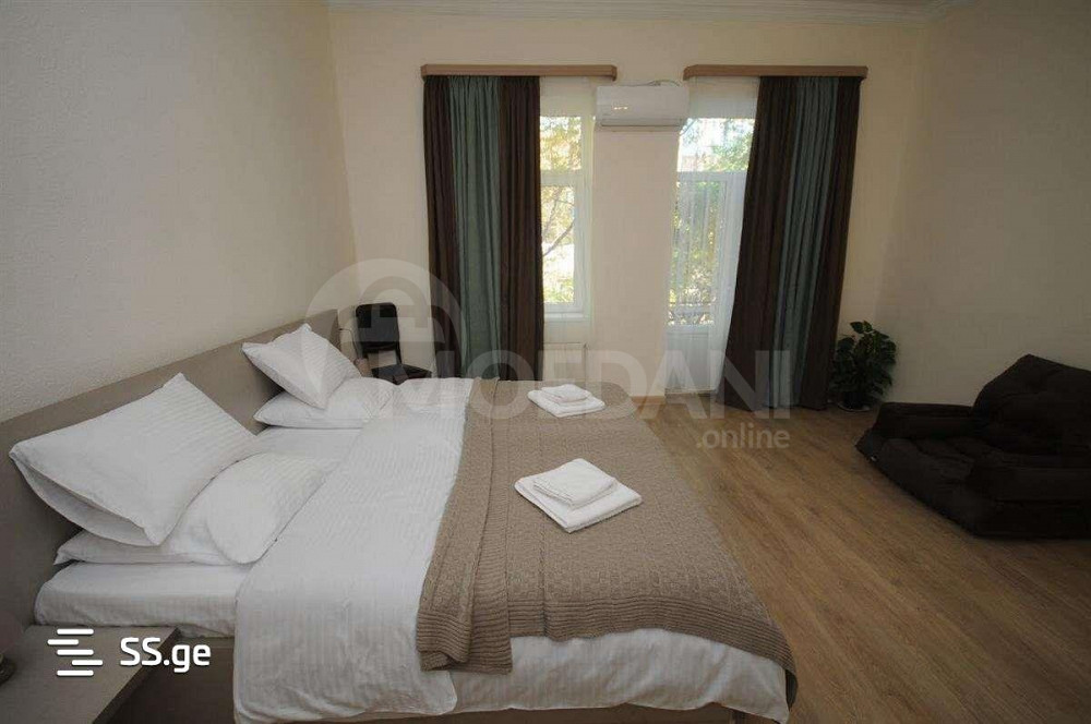 ქირავდება 4 ოთახიანი ბინა 160მ² 3/3 სართ თბილისი - photo 4