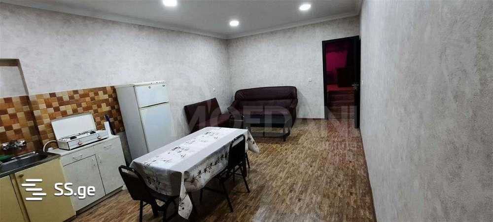 ქირავდება 2 ოთახიანი ბინა 60მ² 1/1 სართ თბილისი - photo 2