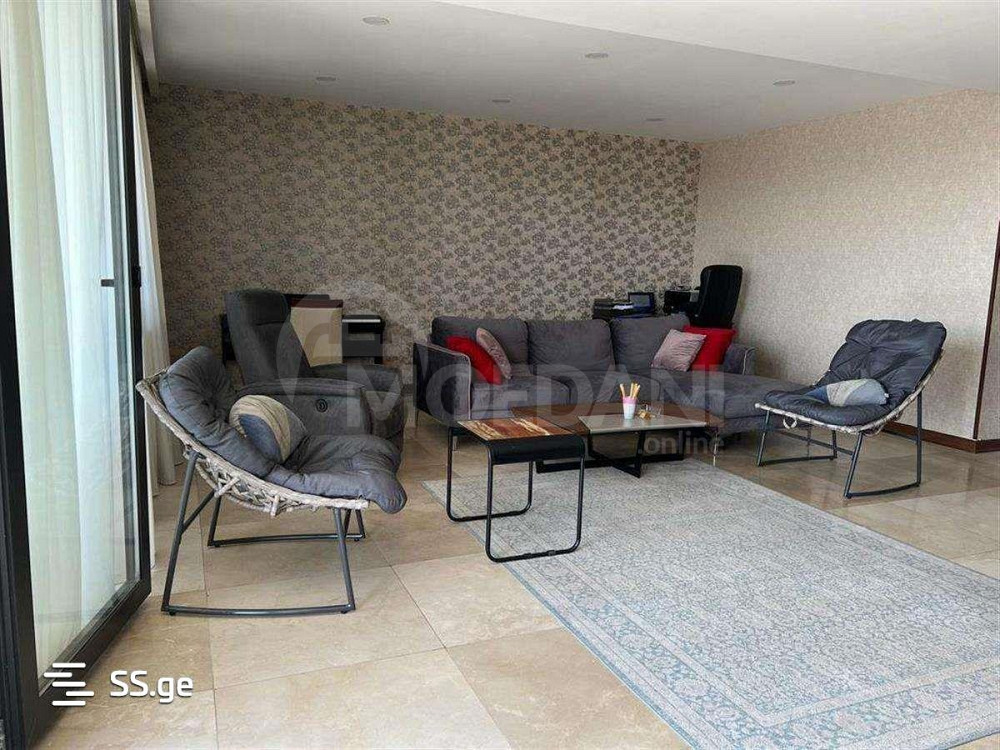 ქირავდება 3 ოთახიანი ბინა 149მ² 2/4 სართ თბილისი - photo 1