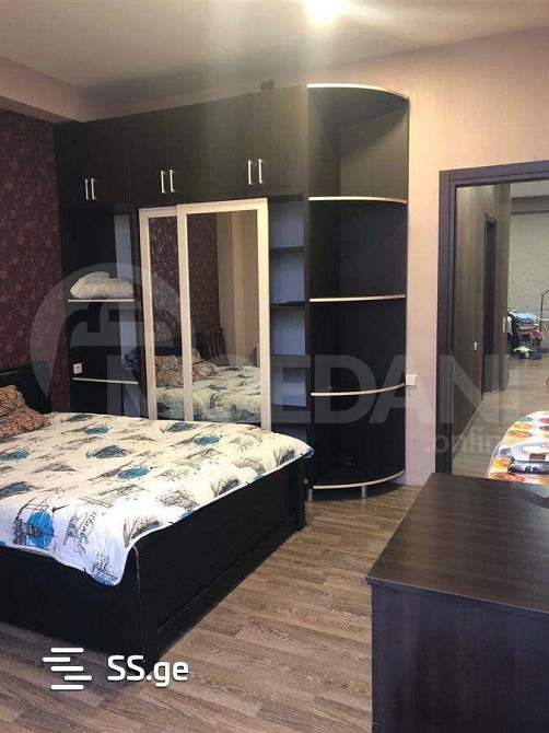 ქირავდება 3 ოთახიანი ბინა 95მ² 9/9 სართ თბილისი - photo 2