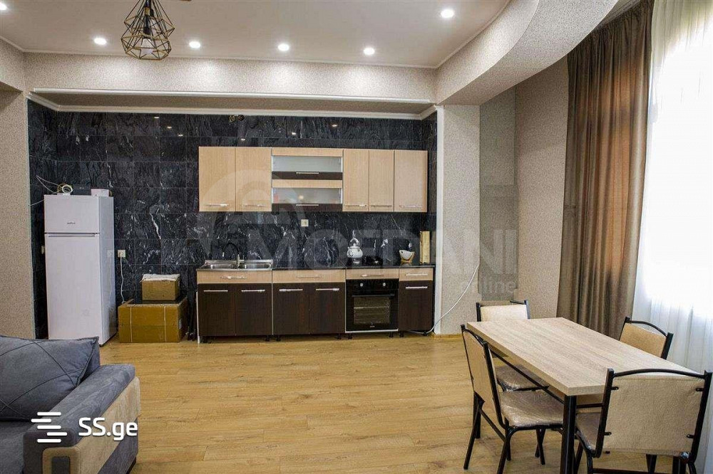 ქირავდება 3 ოთახიანი ბინა 105მ² 5/5 სართ თბილისი - photo 1