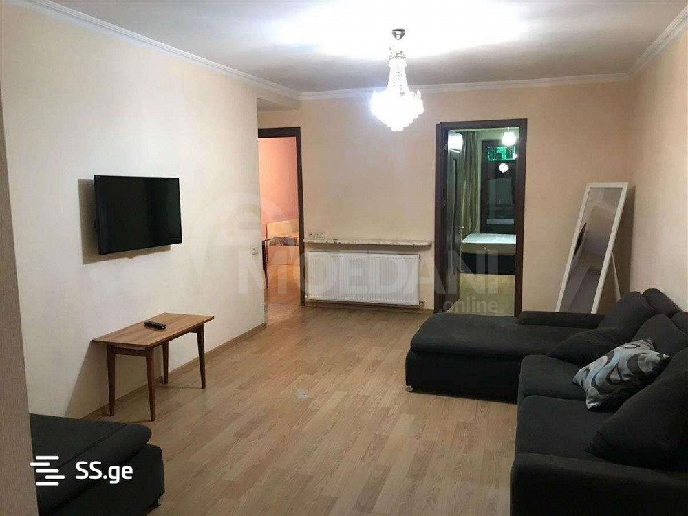 ქირავდება 3 ოთახიანი ბინა 100მ² 3/8 სართ თბილისი - photo 1