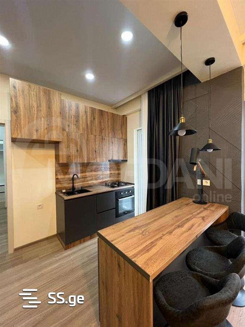 ქირავდება 3 ოთახიანი ბინა 95მ² 15/17 სართ თბილისი - photo 1