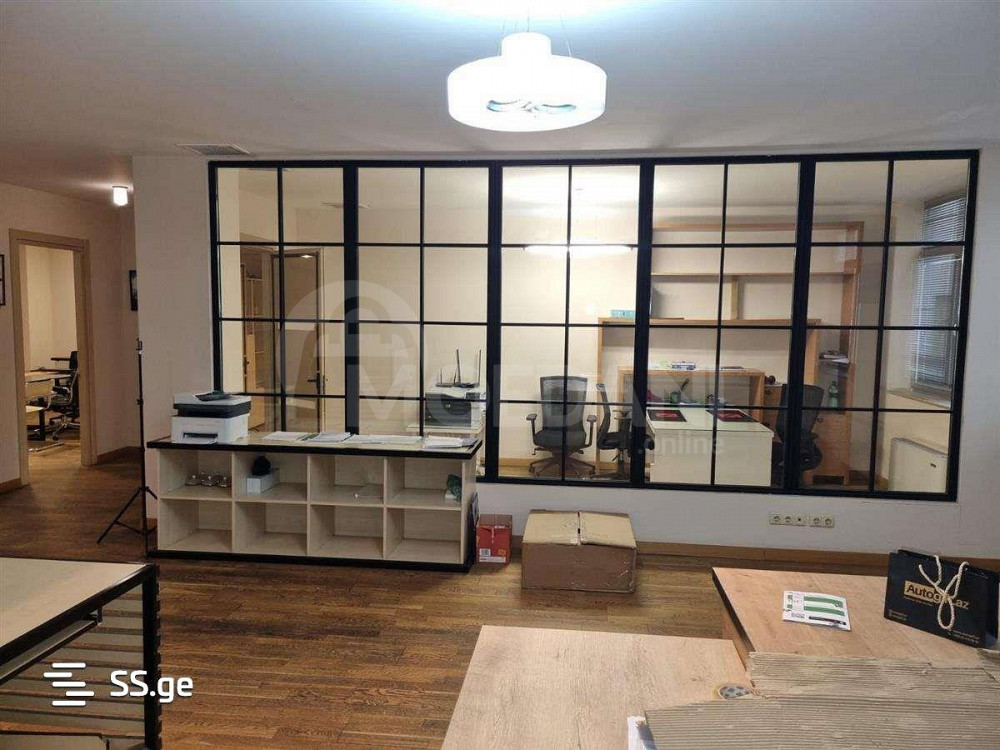 Сдается офисное помещение в Мтацминда Тбилиси - изображение 3