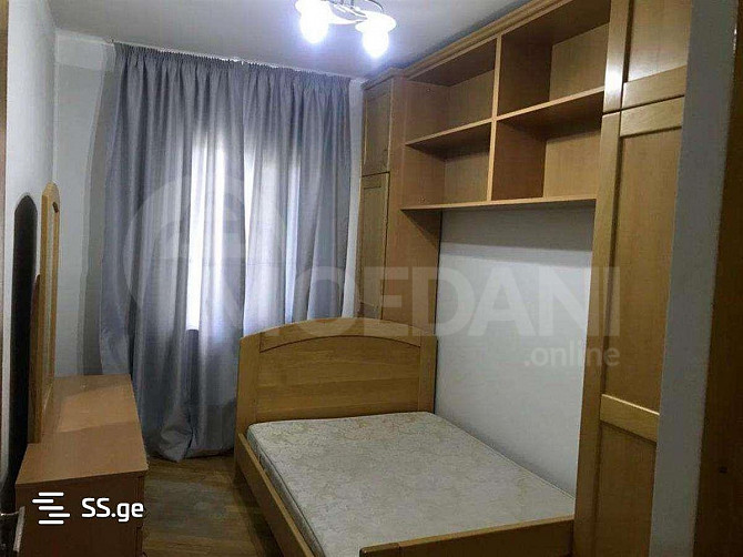 Сдам 4-комн. квартиру в Тбилиси  100м² 4/5 эт. Тбилиси - изображение 2