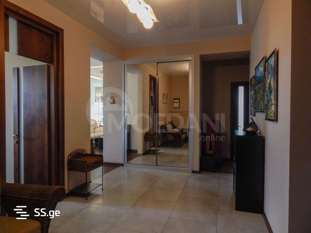 ქირავდება 4 ოთახიანი ბინა 185მ² 15/20 სართ თბილისი - photo 1