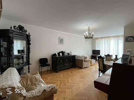 Продам 4-комн. квартиру 115м² 7/9 эт. Тбилиси