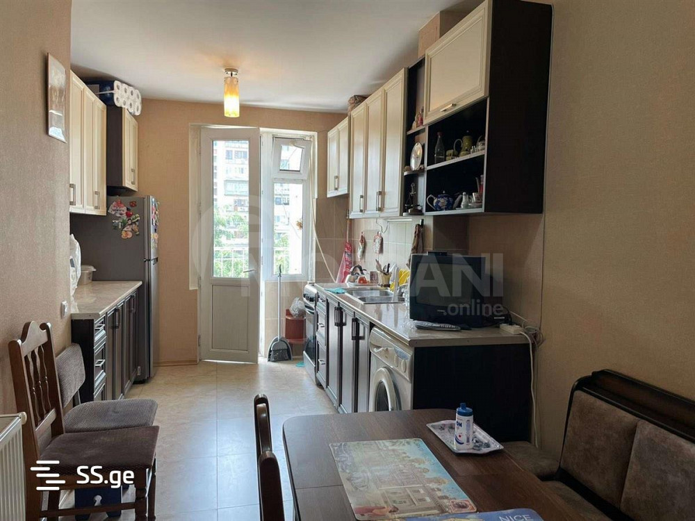 იყიდება 4 ოთახიანი ბინას 115მ² 7/9 სართ თბილისი - photo 1