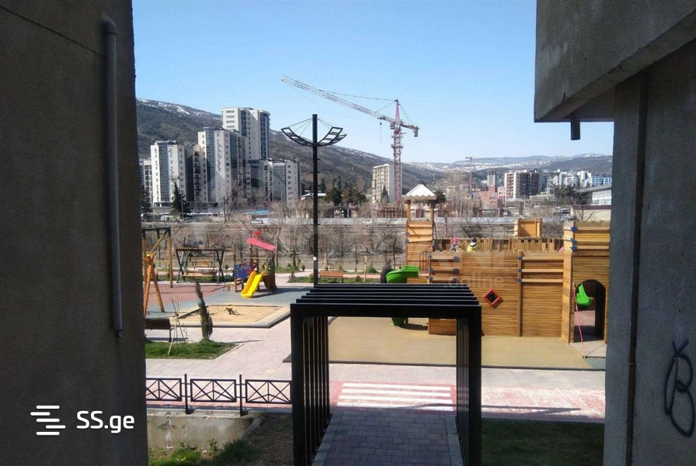 Продам 4-комн. квартиру 83м² 3/12 эт. Тбилиси - изображение 1