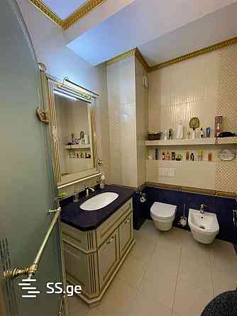 Продам 4-комн. квартиру 139м² 4/5 эт. Тбилиси