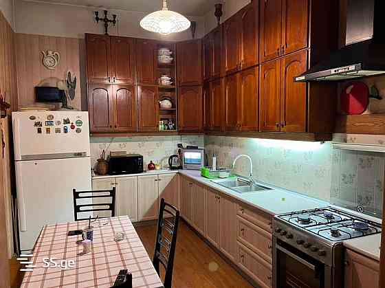 Продам 4-комн. квартиру 155м² 7/14 эт. Тбилиси