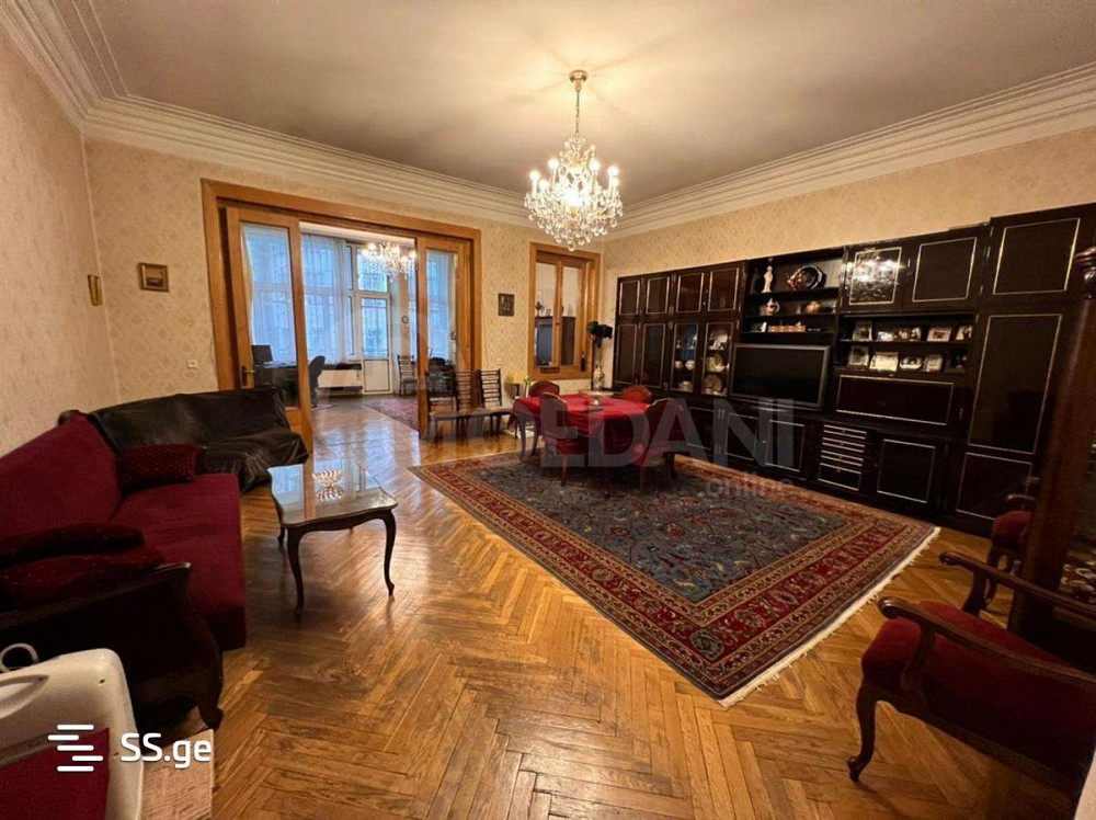 იყიდება 4 ოთახიანი ბინას 155მ² 7/14 სართ თბილისი - photo 1